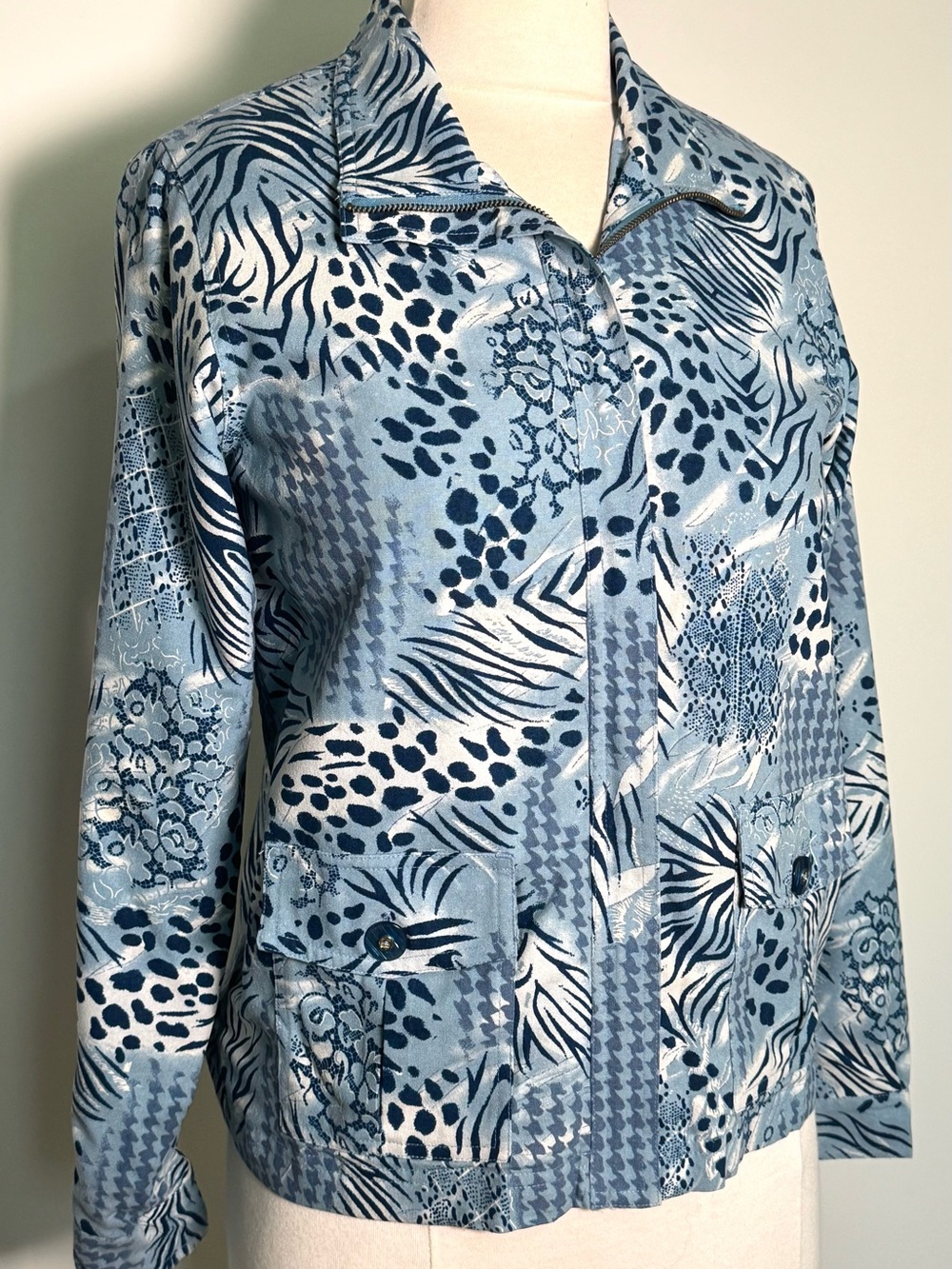 Vintage Activology Petite Silk Animal Print Zip up Jacket